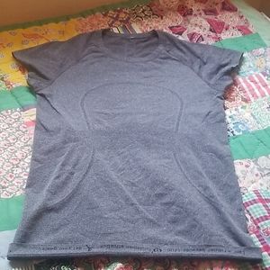 Lululemon athletic top